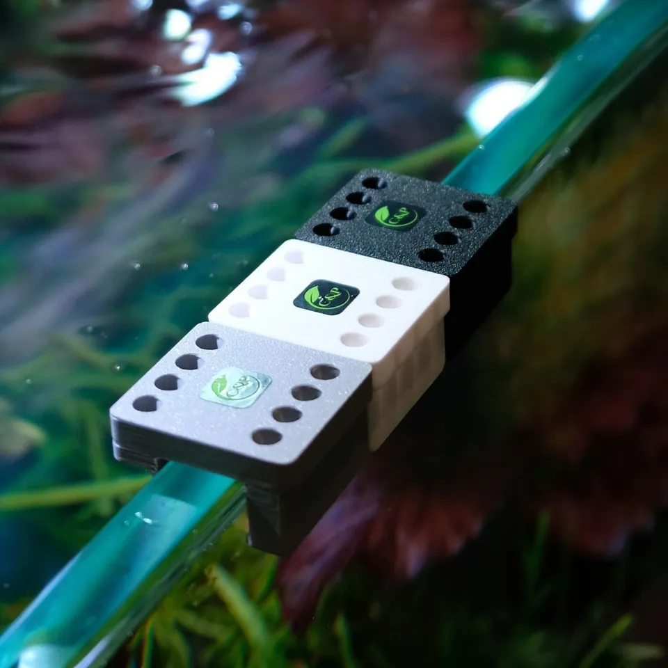 C&P Aquaplants 4er Schlauchhalter Dosieranlage Schwarz